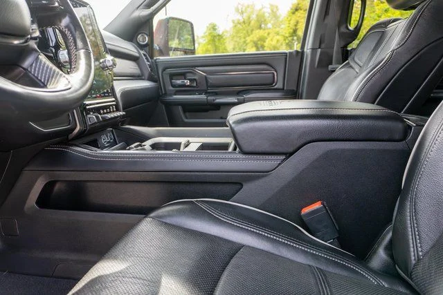 Used 2023 Silver Ram Limited image 21