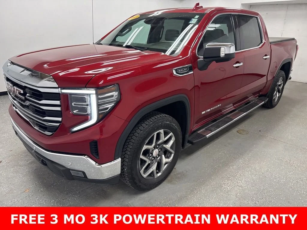2023 GMC Sierra 4WD Crew Cab Short Box SLT's photo