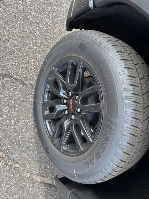 New 2026 Onyx Black GMC Elevation image 11