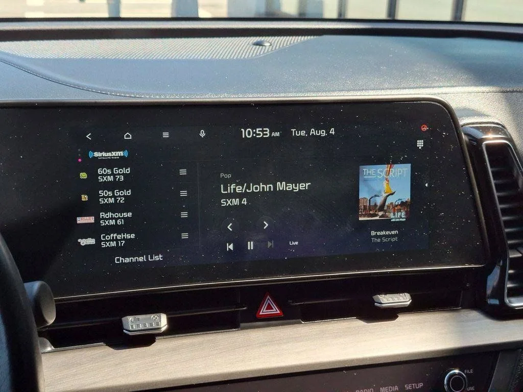 Used 2023 Black Kia X-Line image 19