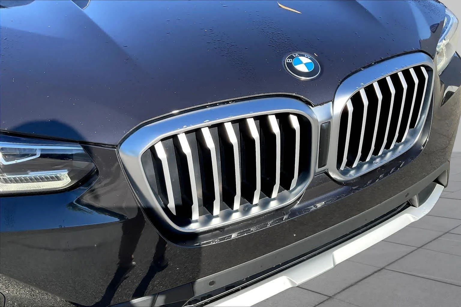 Used 2022 Brooklyn Grey Metallic BMW xDrive30i image 30