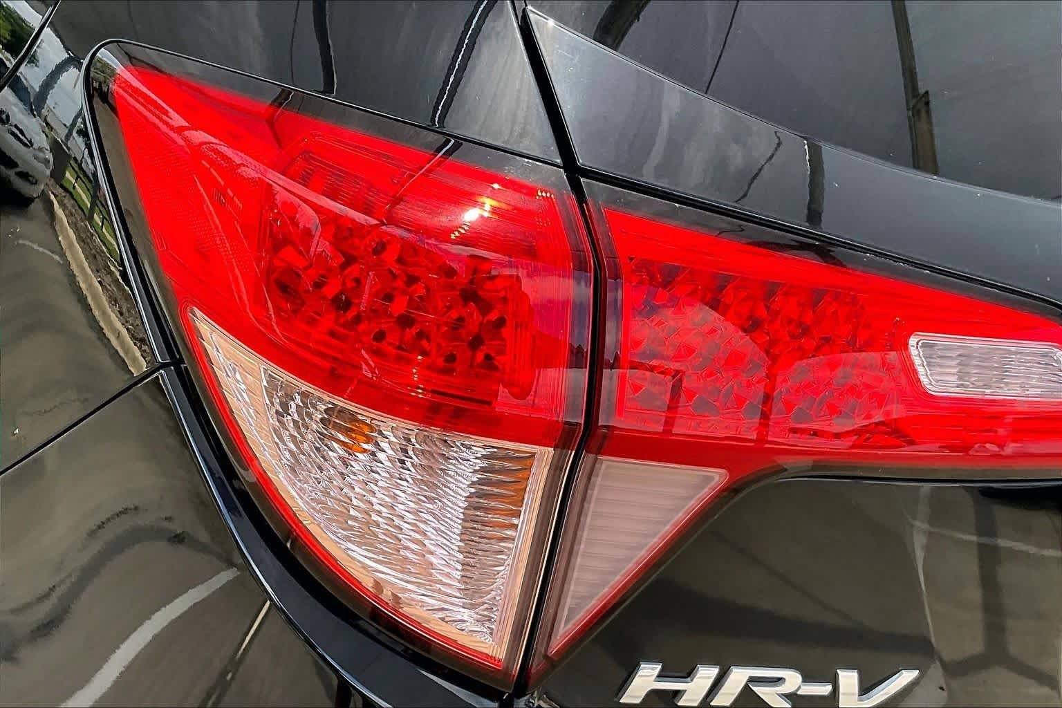 Used 2018 Crystal Black Pearl Honda EX image 29