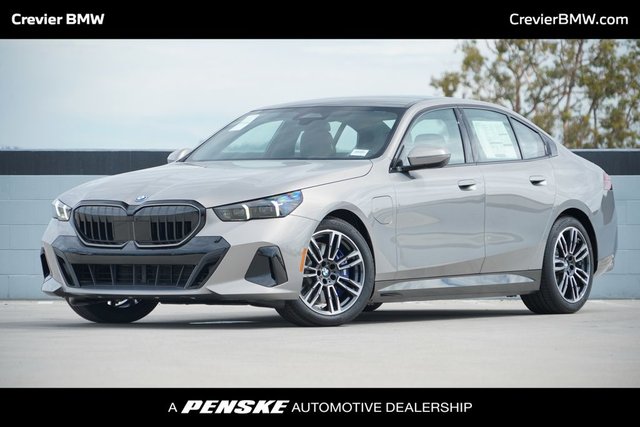 2027|BMW|5 Series|550e xDrive|4D Sedan