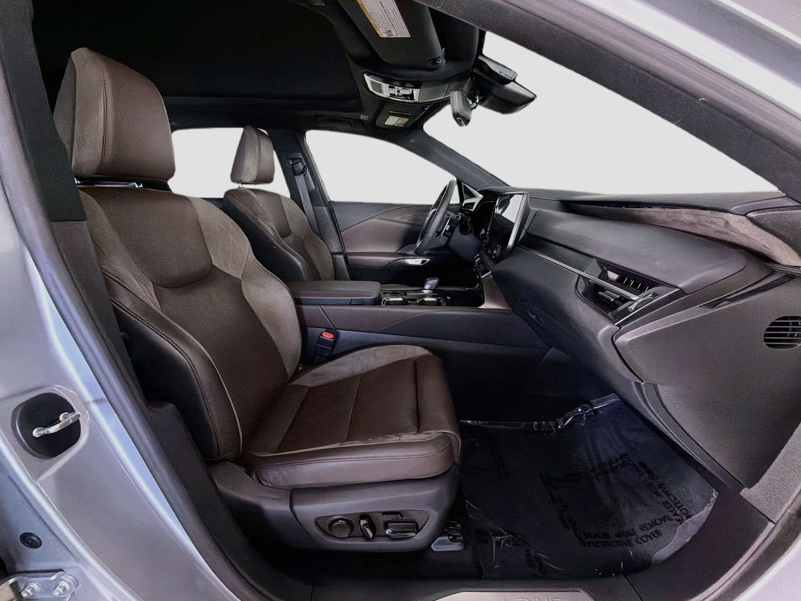 Used 2023 Iridium Lexus 350 Luxury image 29