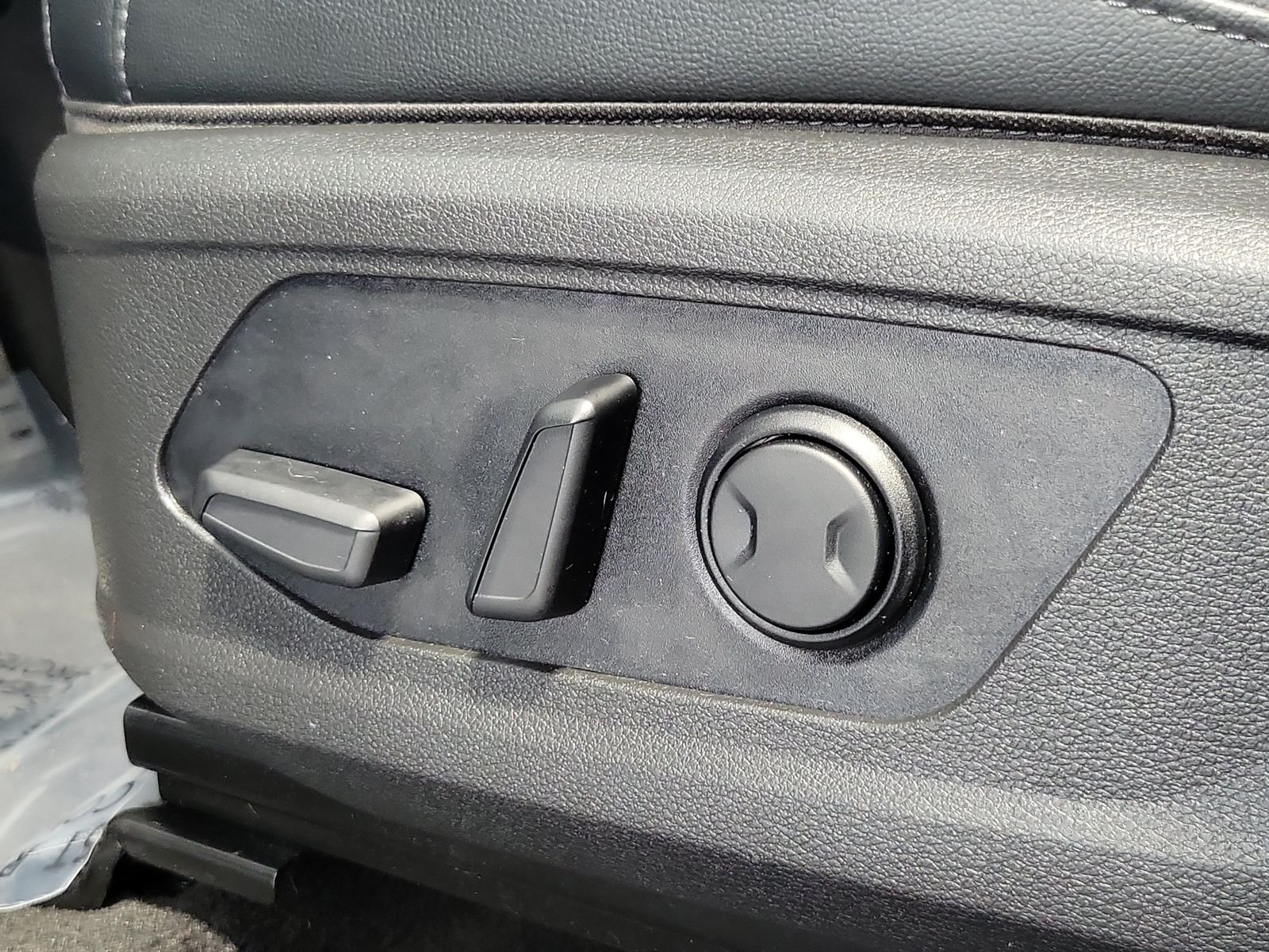 Certified Used 2023 Gray Kia X-Pro image 9