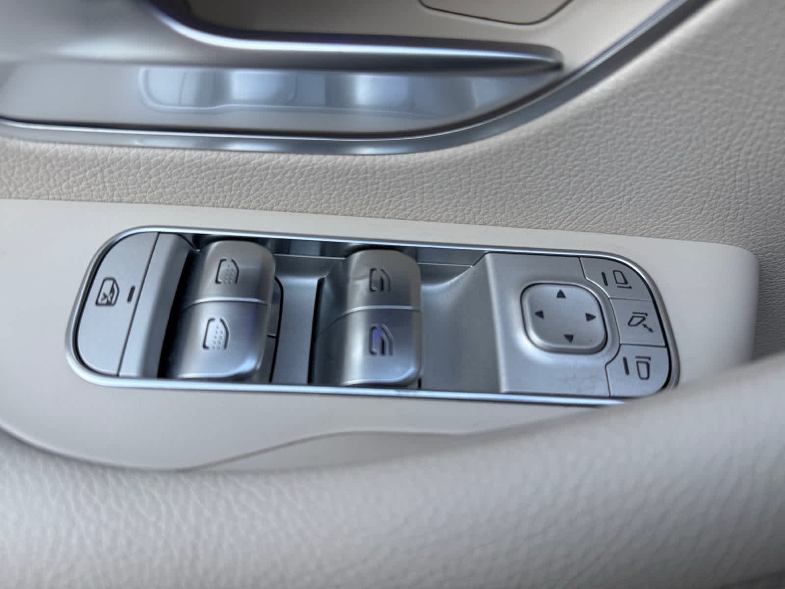2025 Mercedes-Benz GLE GLE350 - Photo 26