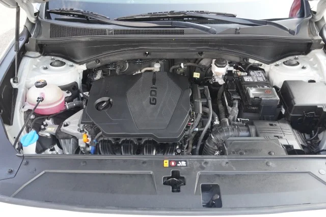 Used 2023  Hyundai SEL image 35