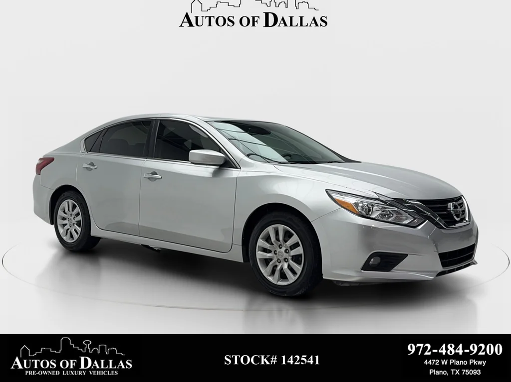 Used 2018 Silver Nissan 2.5 S image 1