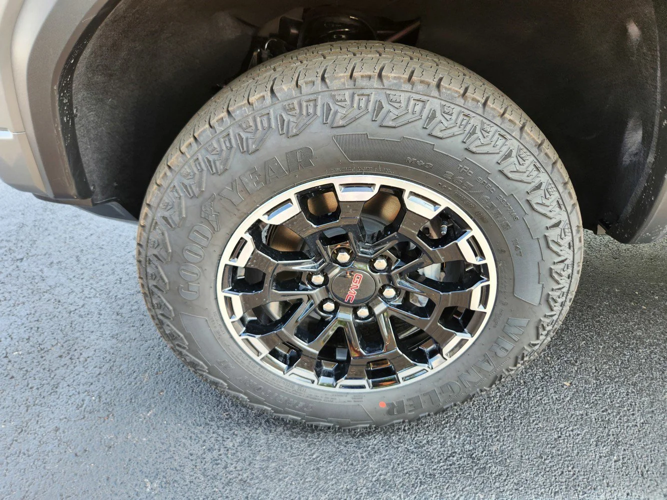 2026 GMC Canyon AT4 - Photo 27