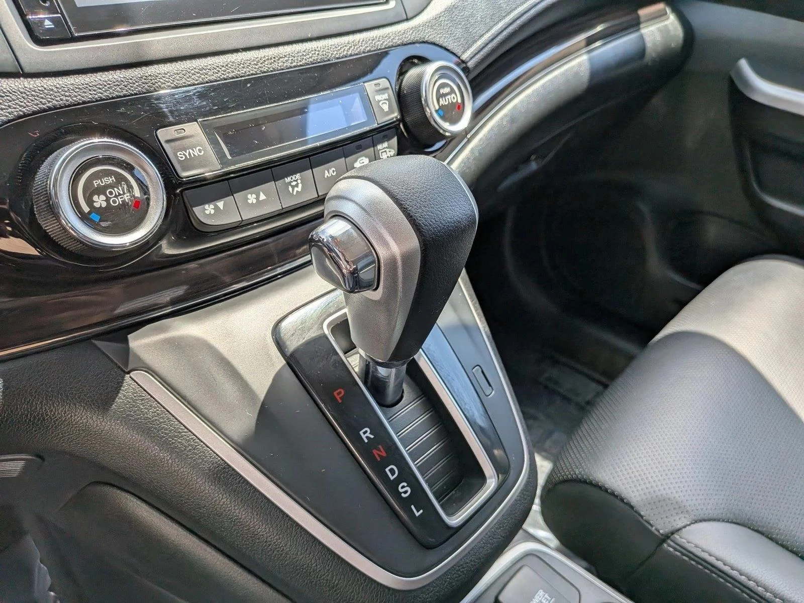 Used 2015 Copper Honda EX-L image 12