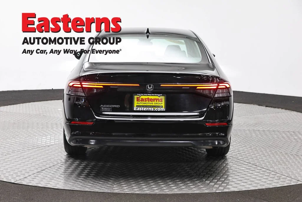 Used 2025 Black Honda LX image 6