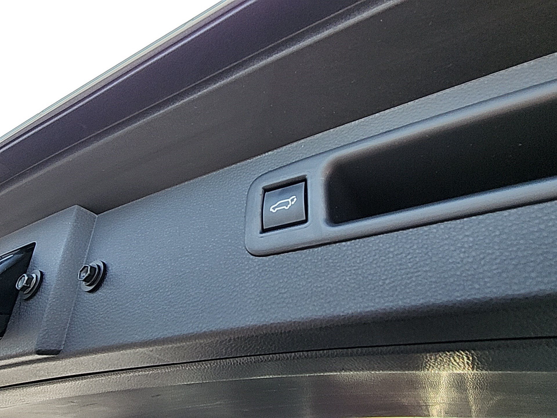 Certified Used 2025 Celestial Silver Metallic Toyota XLE image 31