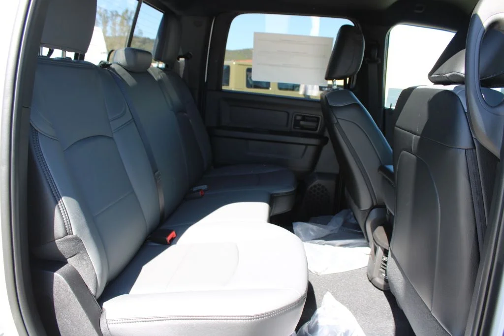 New 2026 Bright White Clear-Coat Exterior Paint Ram Tradesman image 11