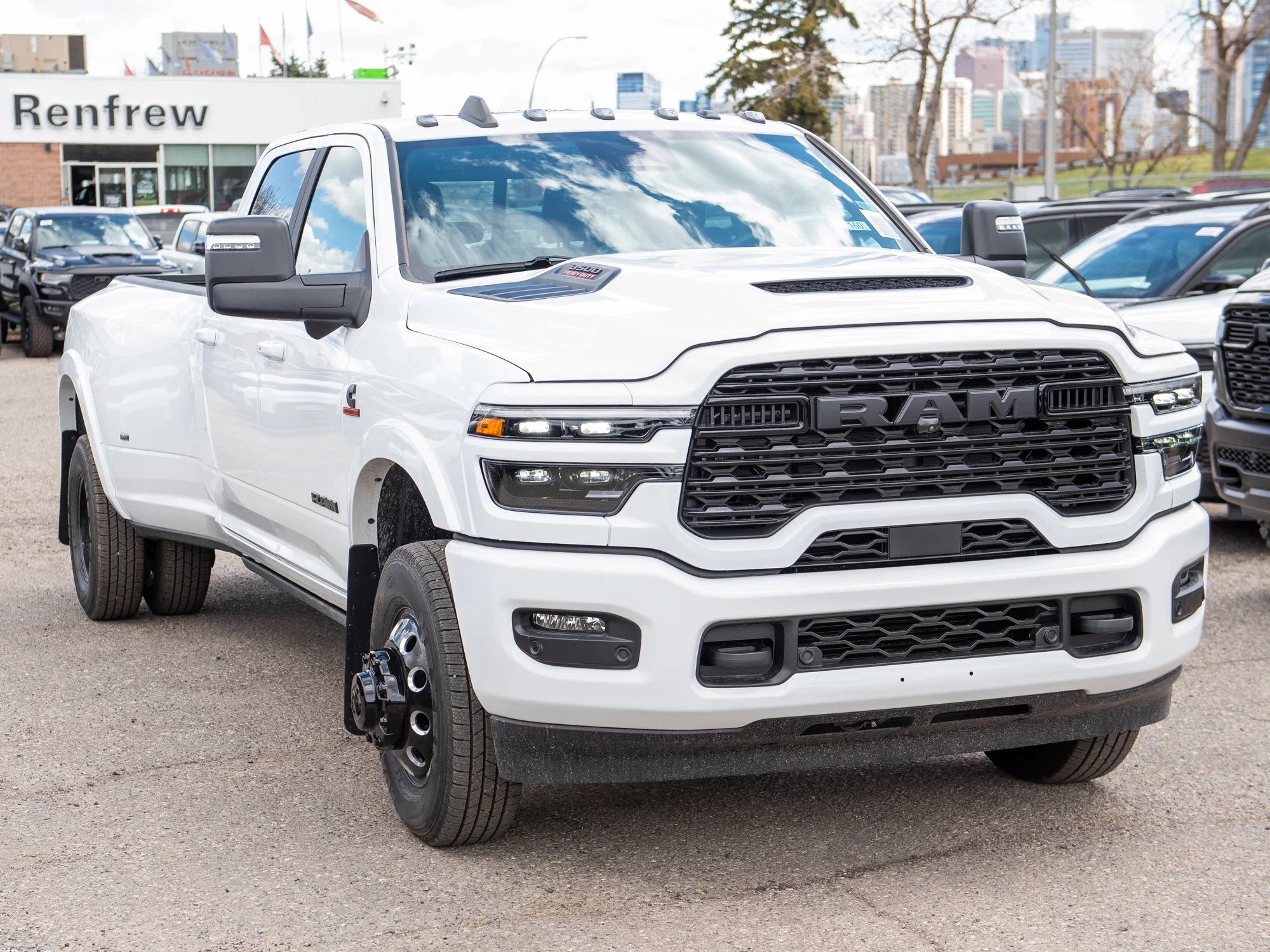 New 2026 White RAM Limited* image 8