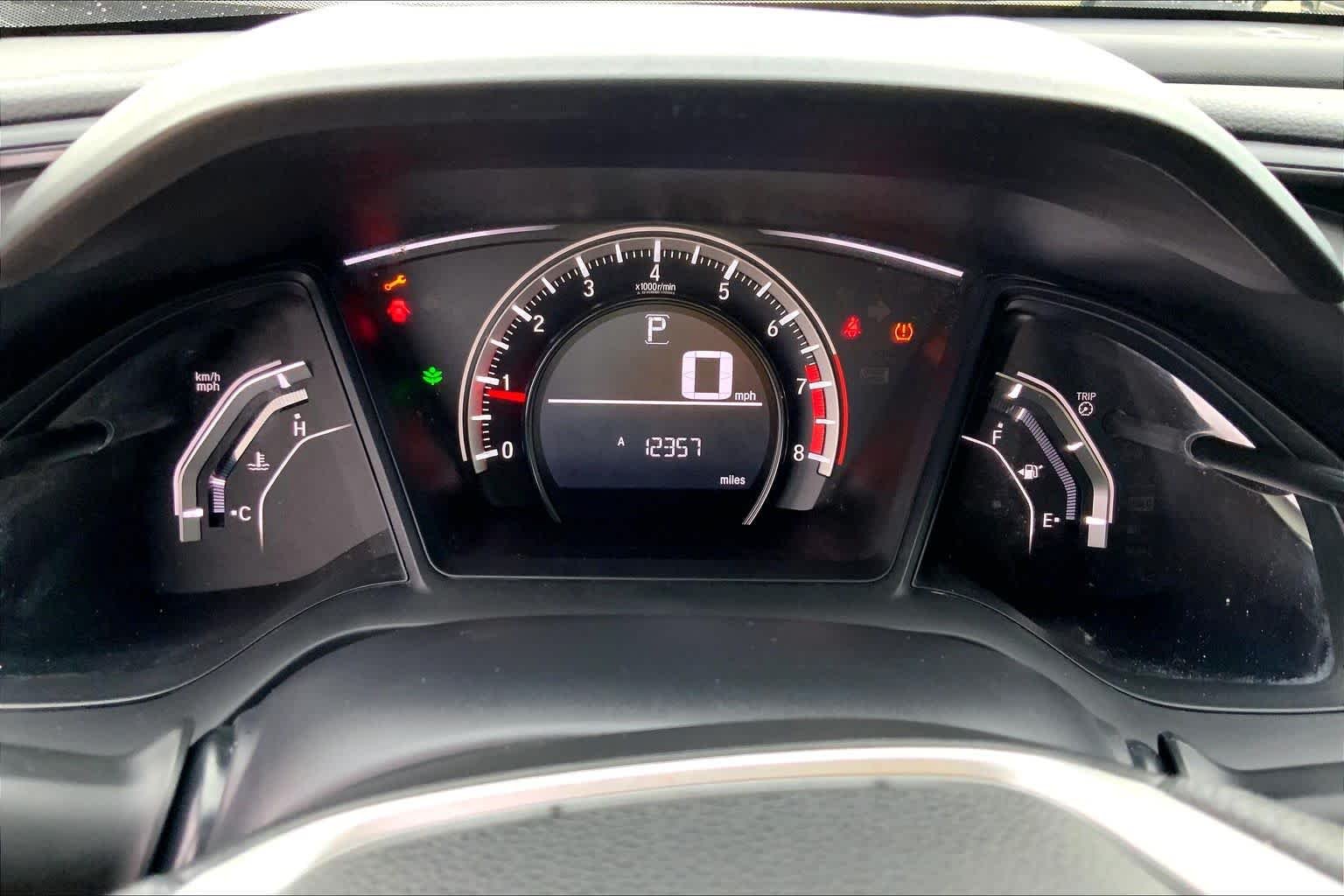 Used 2016  Honda LX image 25