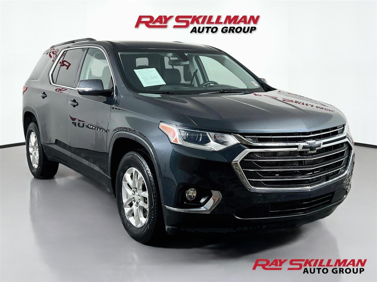 Used 2020 Graphite Metallic Chevrolet LT CLOTH image 1