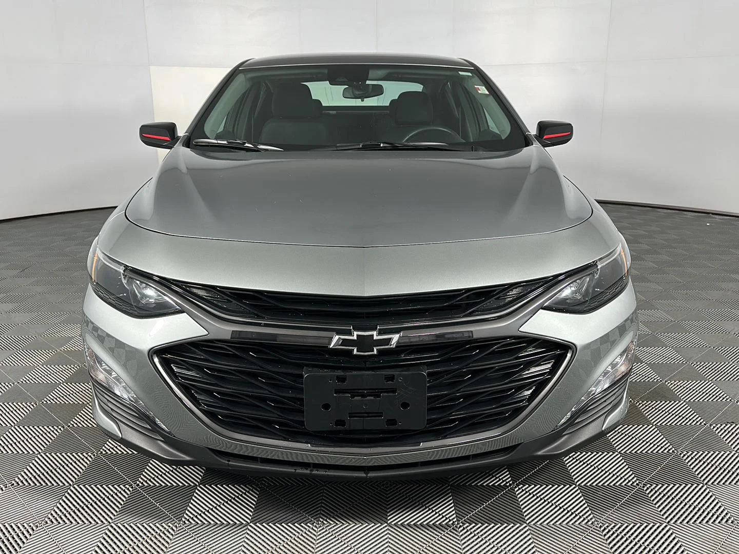 Used 2024 Sterling Gray Metallic Chevrolet LT image 2