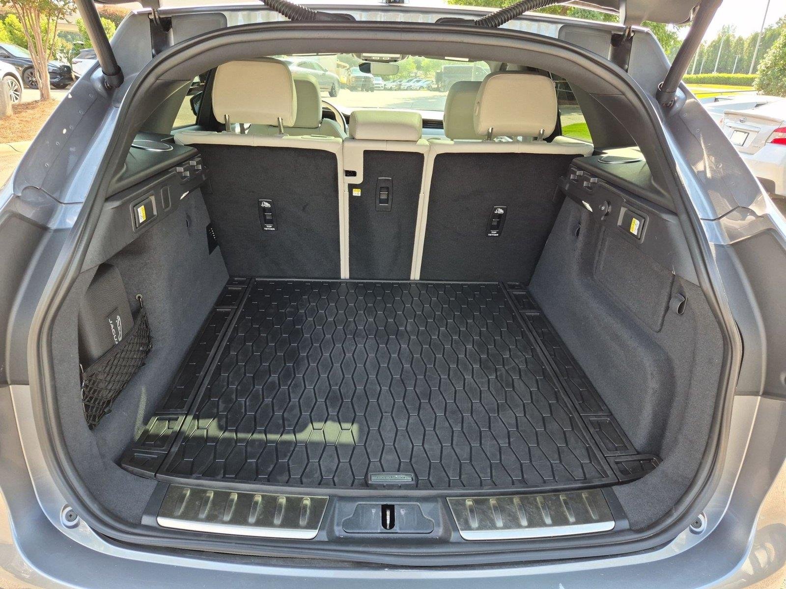 Used 2026 Eiger Grey Metallic Jaguar R-Dynamic S image 35