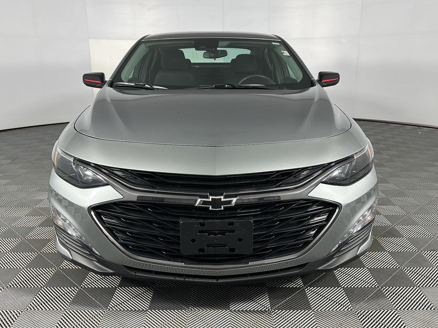 Used 2024 Sterling Gray Metallic Chevrolet LT image 2