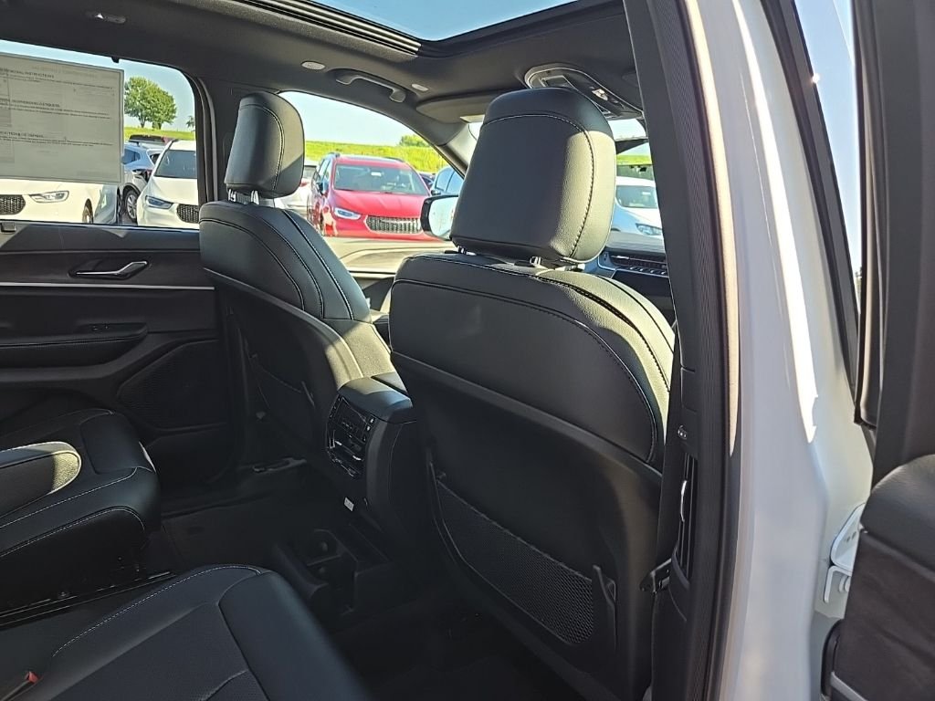 2025 Jeep Grand Cherokee L Limited - Photo 89