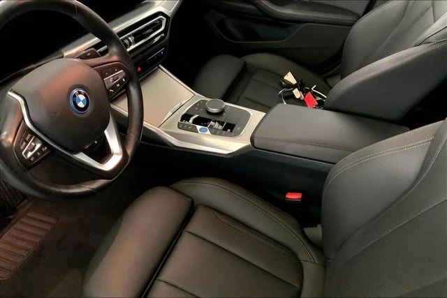 Used 2023 Skyscraper Grey Metallic BMW eDrive35 image 8