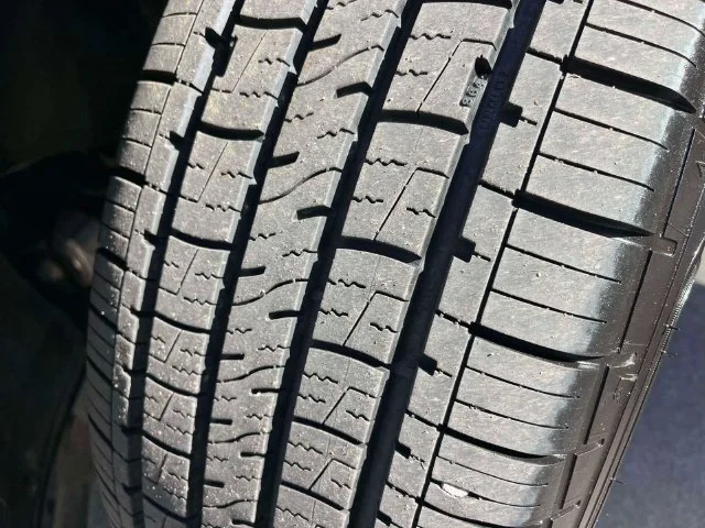 Used 2021 Blue Metallic Ford XLT image 12