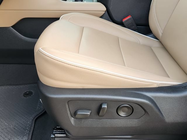 2024 Chevrolet Suburban Premier - Photo 23
