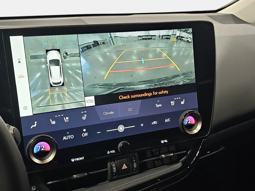 New 2026 Nori Green Pearl Lexus PREMIUM image 22