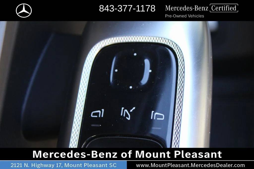 Certified Used 2025 Black Mercedes-Benz GLC 300 image 22