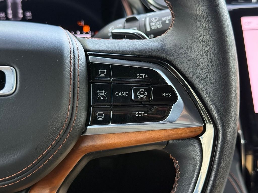 Used 2024 White Jeep Summit image 31