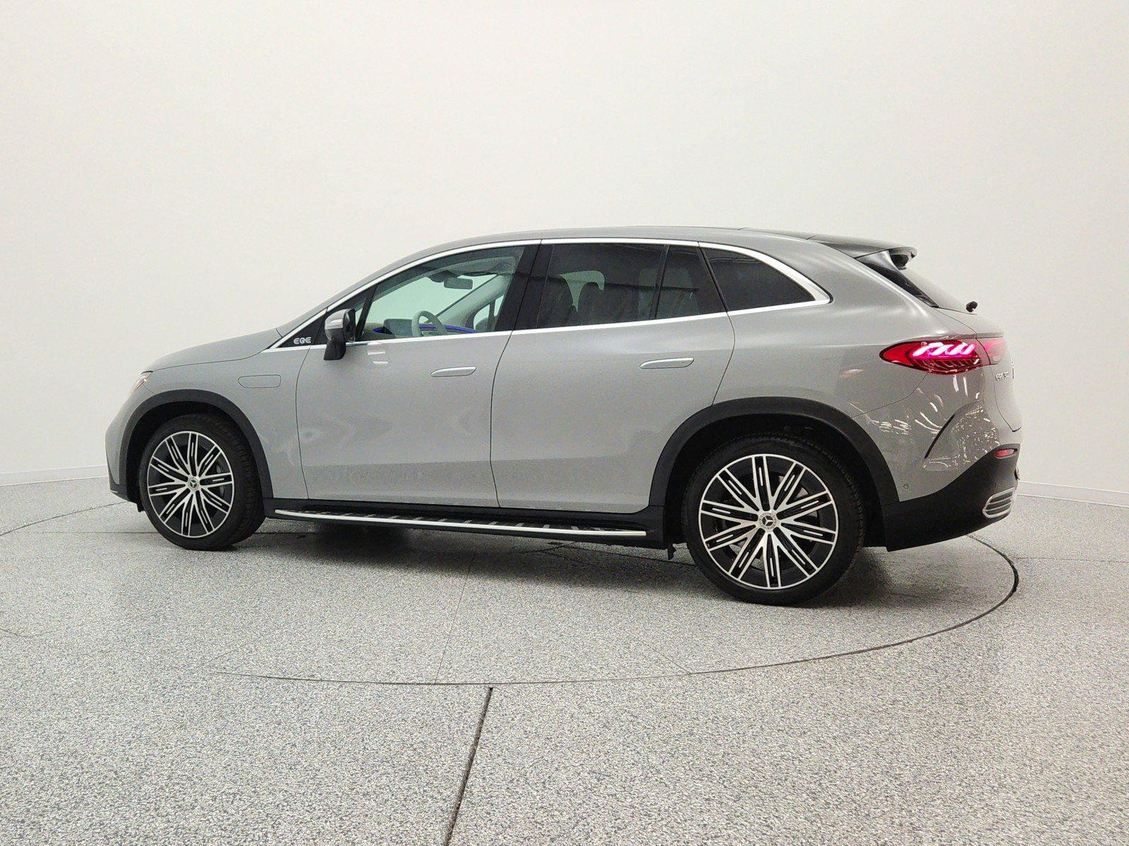 Certified Used 2023 MANUFAKTUR Alpine Grey Mercedes-Benz EQE 500 4MATIC® SUV image 8