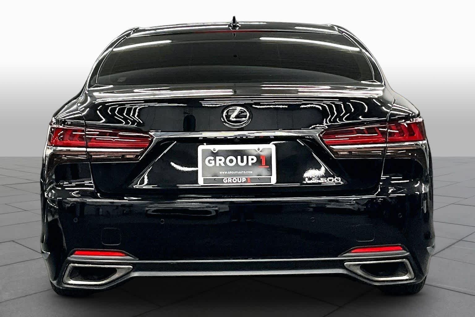 Pre-Owned 2018 Lexus LS 500