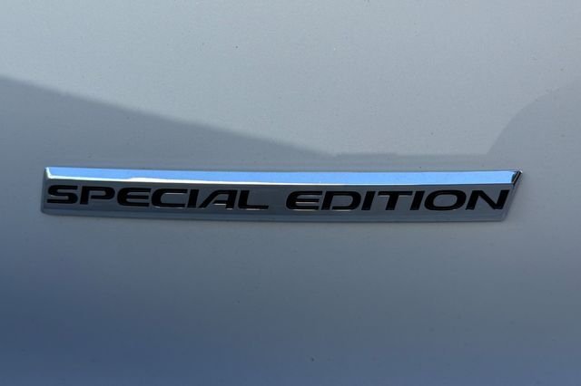 Certified Used 2022 Platinum White Pearl Honda Special Edition image 10