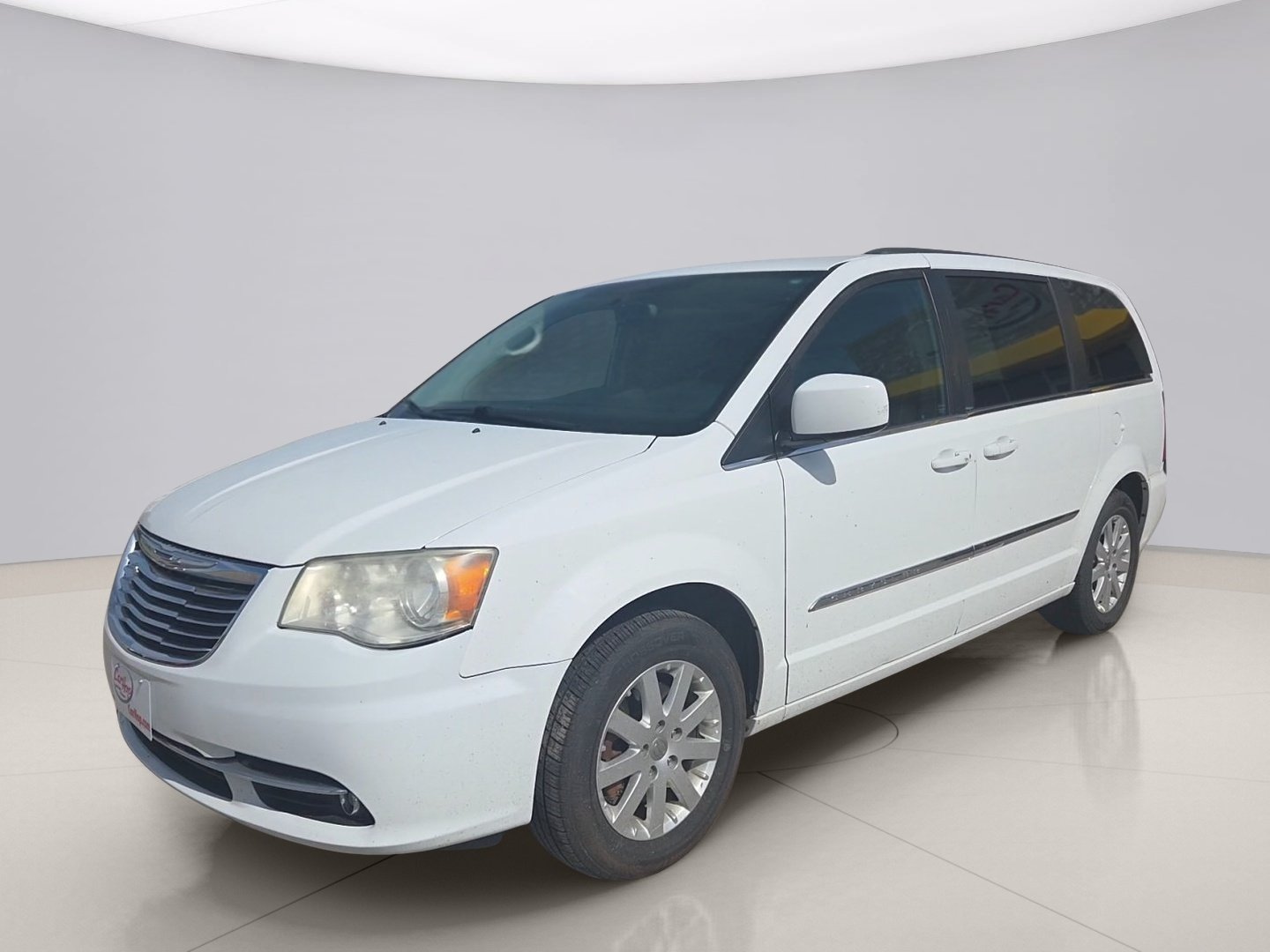 2014 Chrysler Town & Country Touring's photo