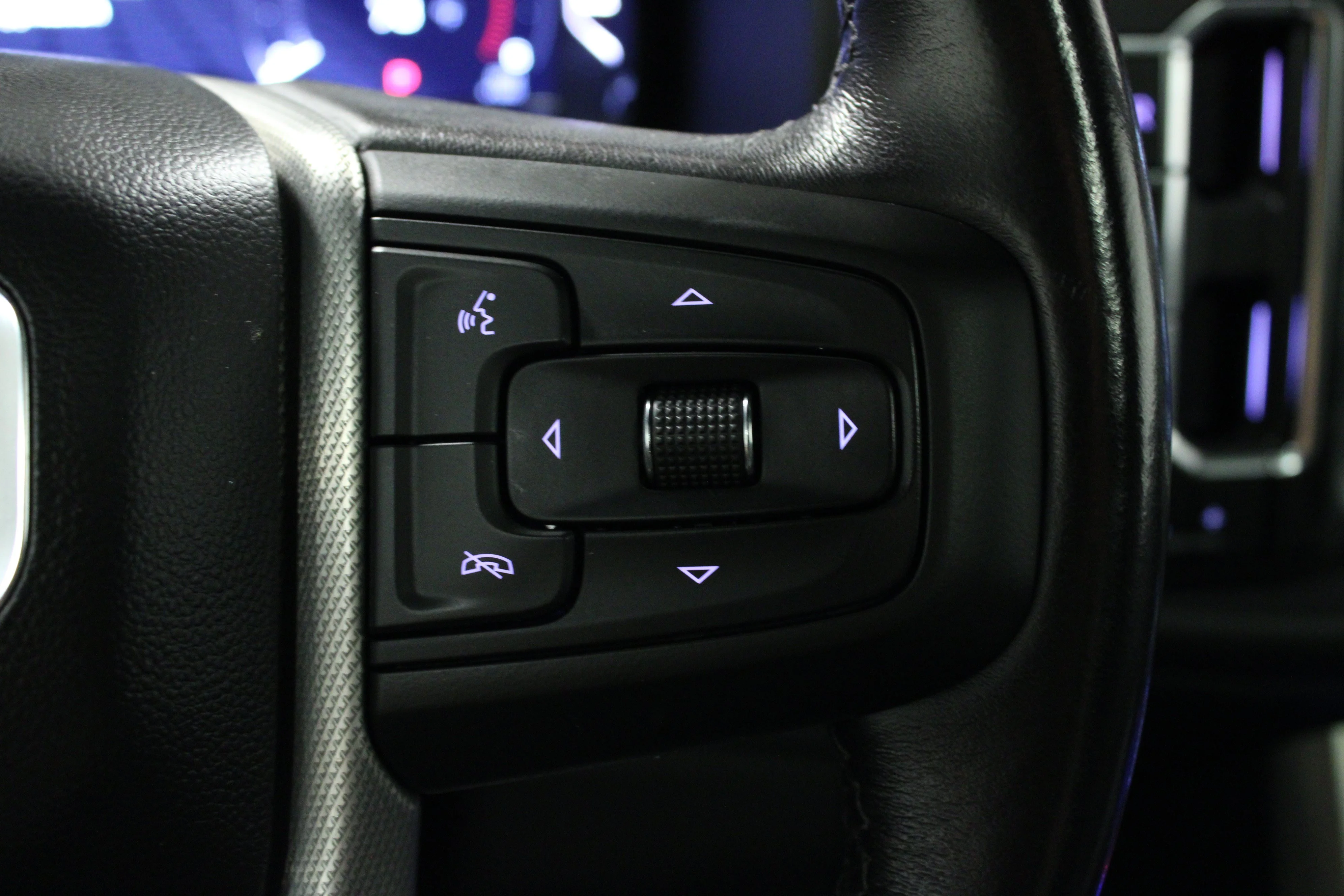Used 2022 Onyx Black GMC Denali image 23