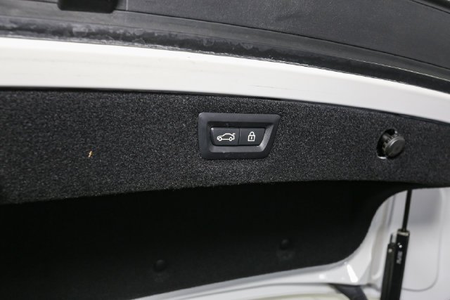 Used 2019 White BMW M850i xDrive image 12
