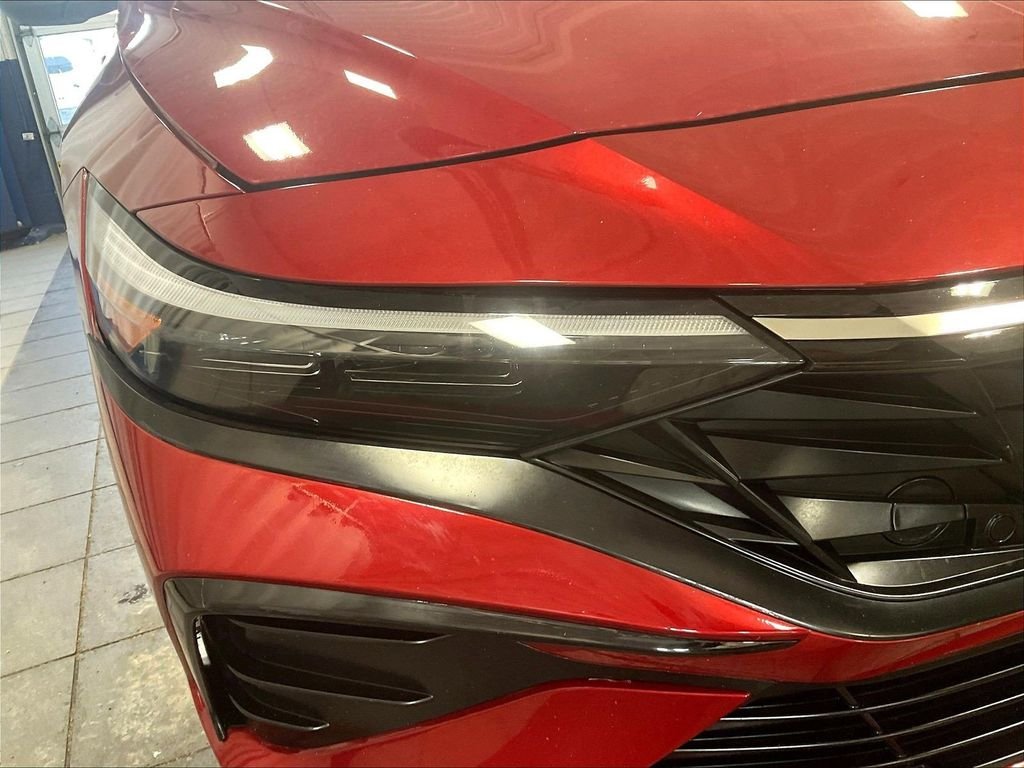 Used 2025 Red Hyundai Limited image 33