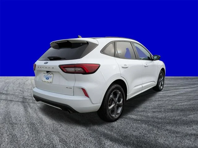 Used 2023 Oxford White Ford ST-Line image 4