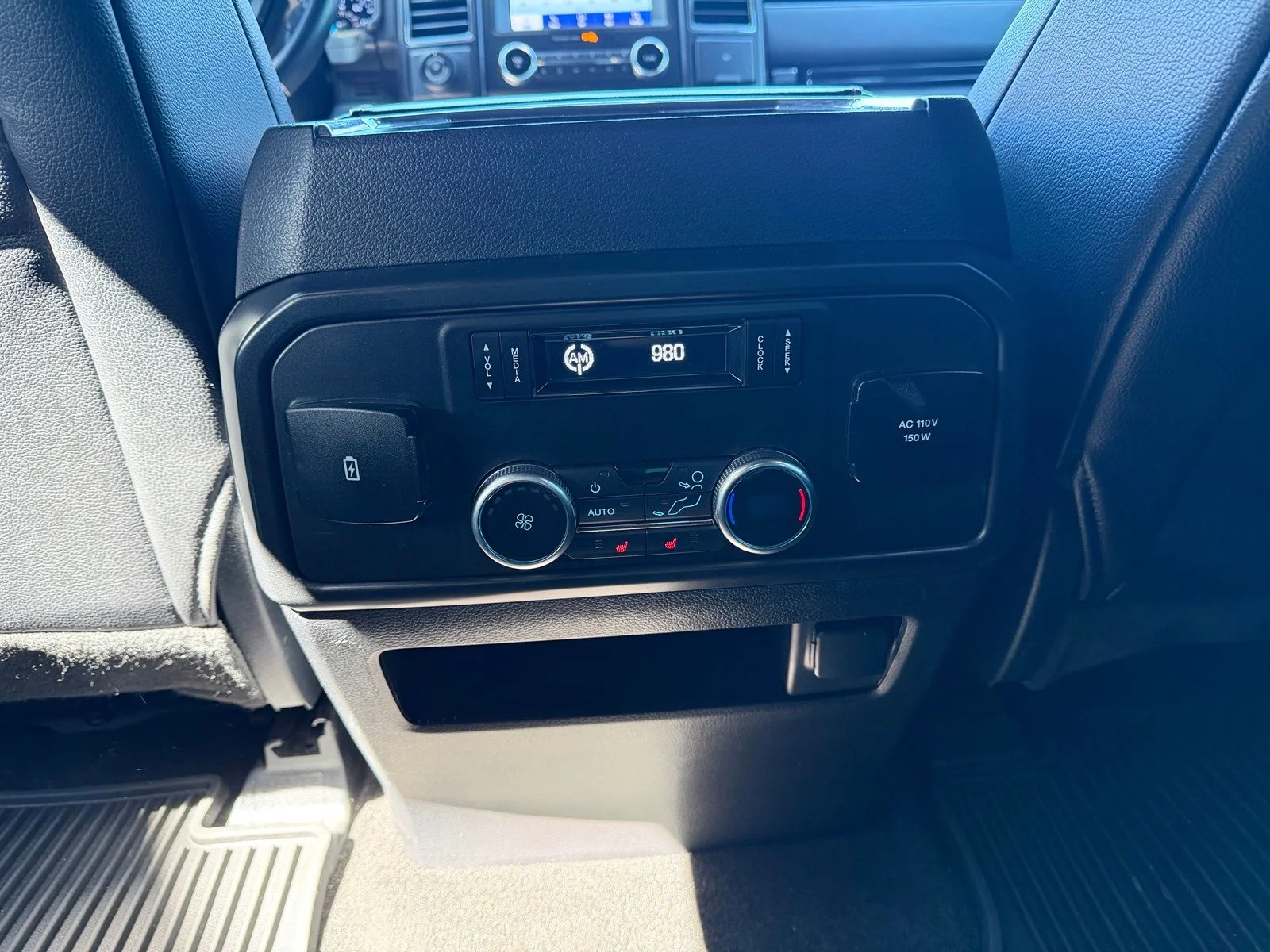 Used 2020 White Ford Limited image 13