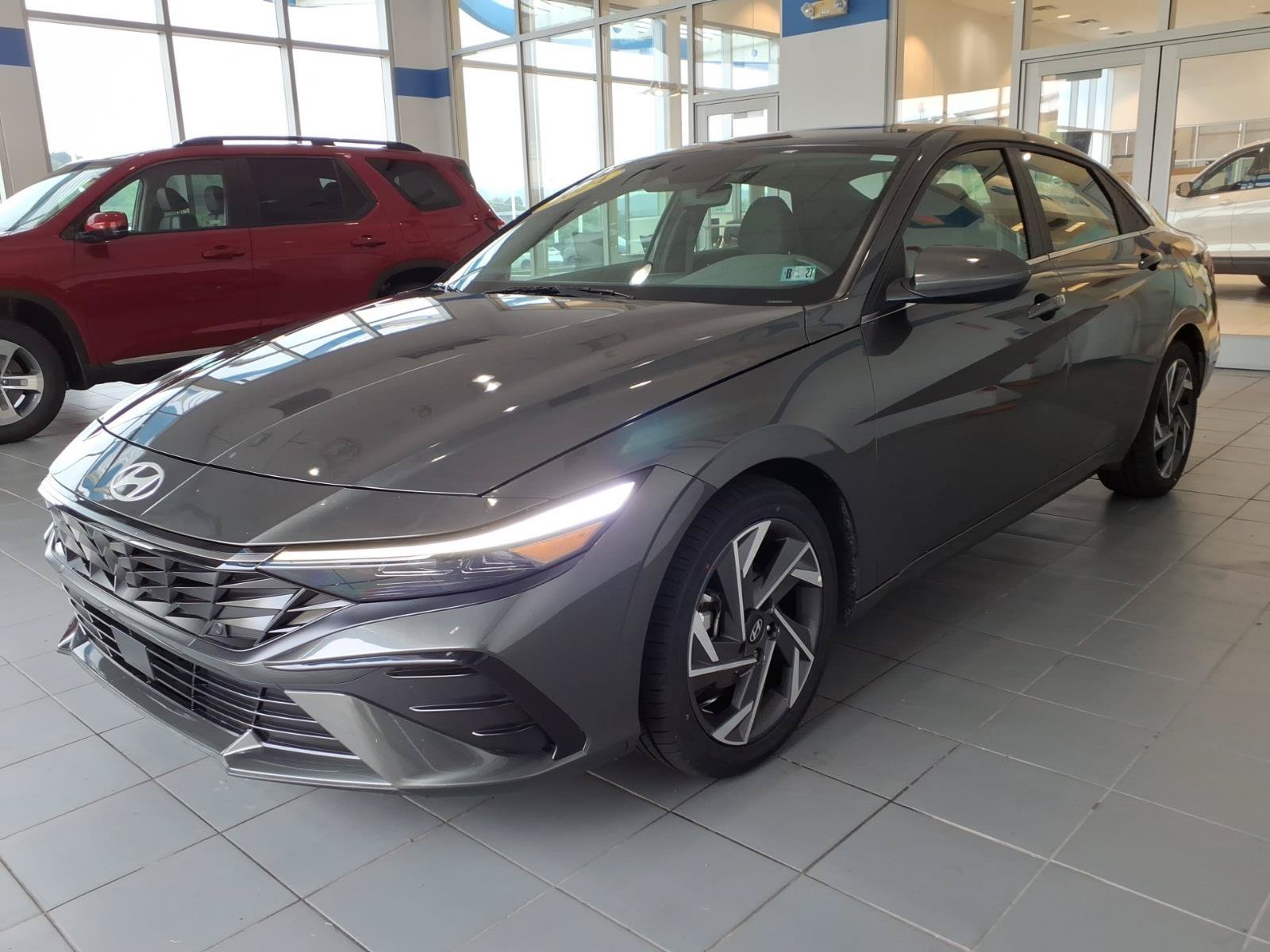 Certified Used 2024 Amazon Gray Hyundai SEL image 8