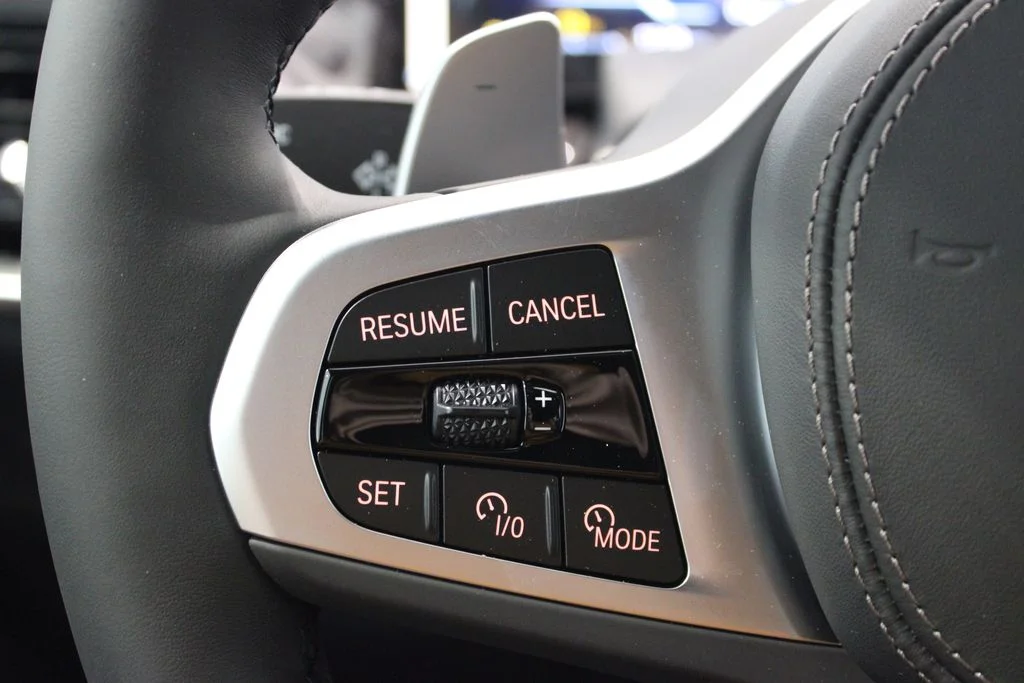 New 2026 Black Sapphire Metallic BMW xDrive40i image 19