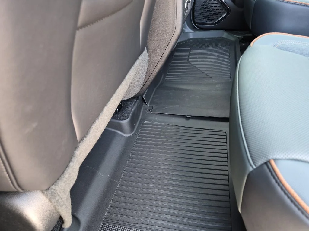 2027 GMC Acadia AT4 - Photo 33