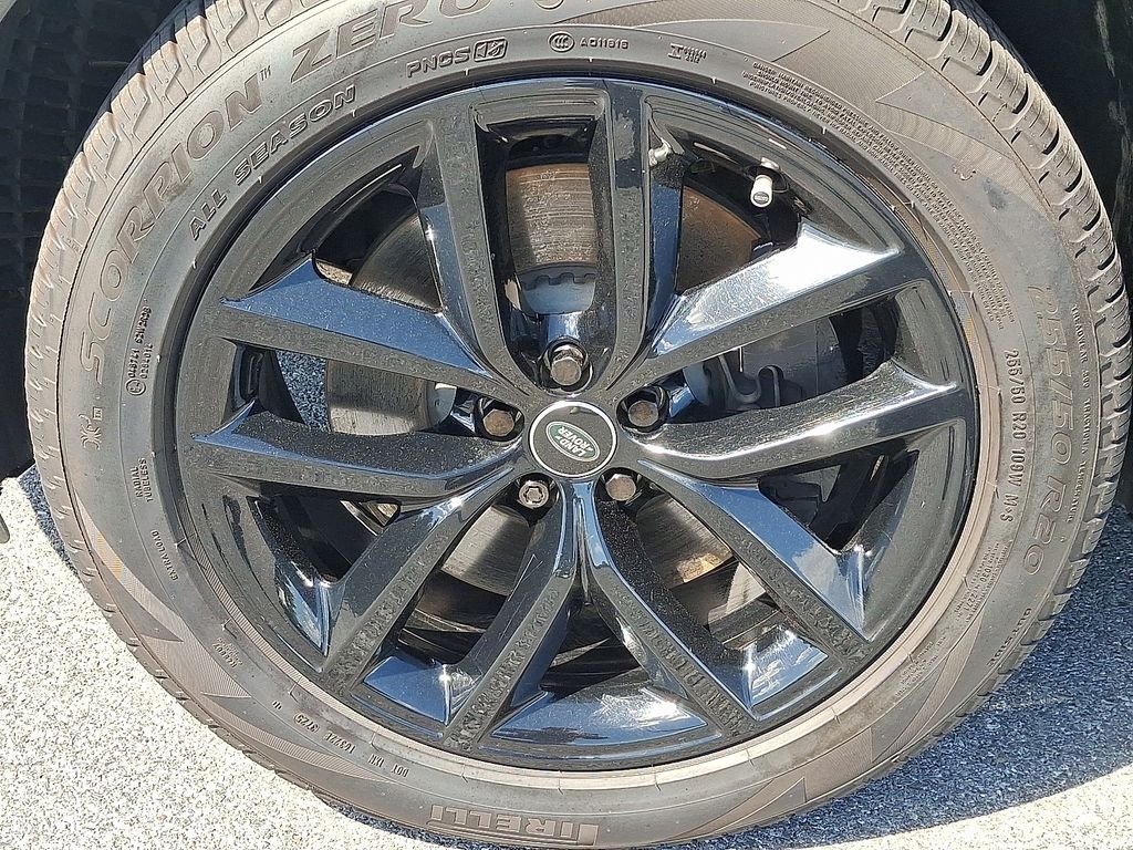 Certified Used 2026 Santorini Black Metallic Land Rover S image 8