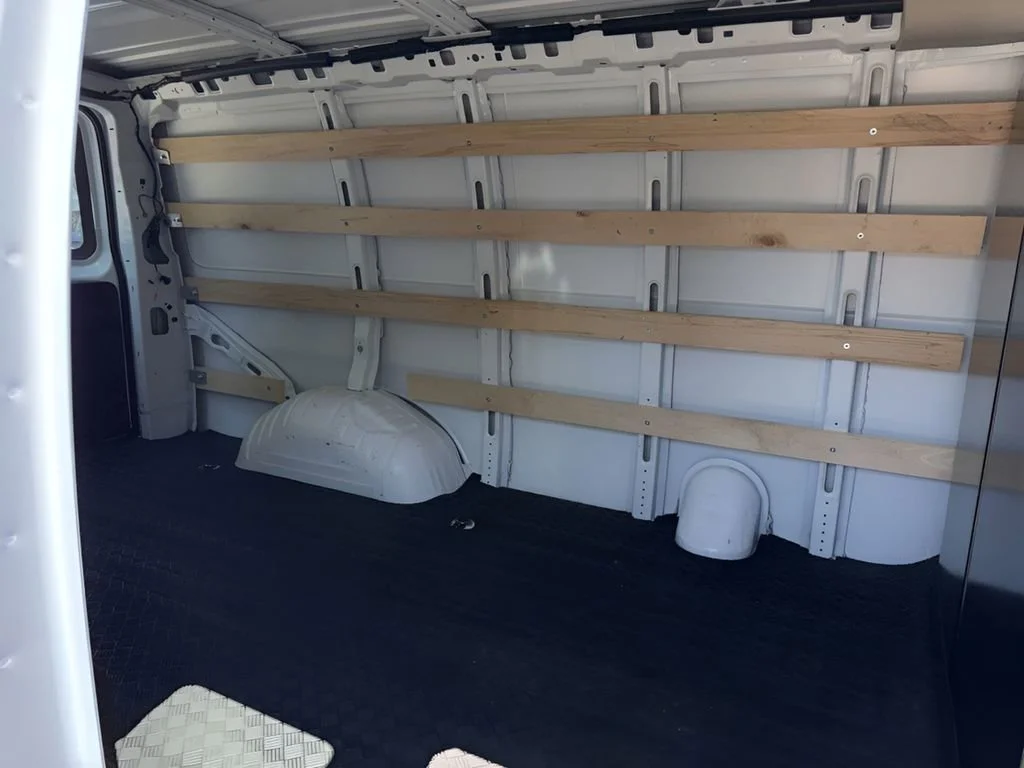 Used 2024 Summit White Chevrolet WT image 13