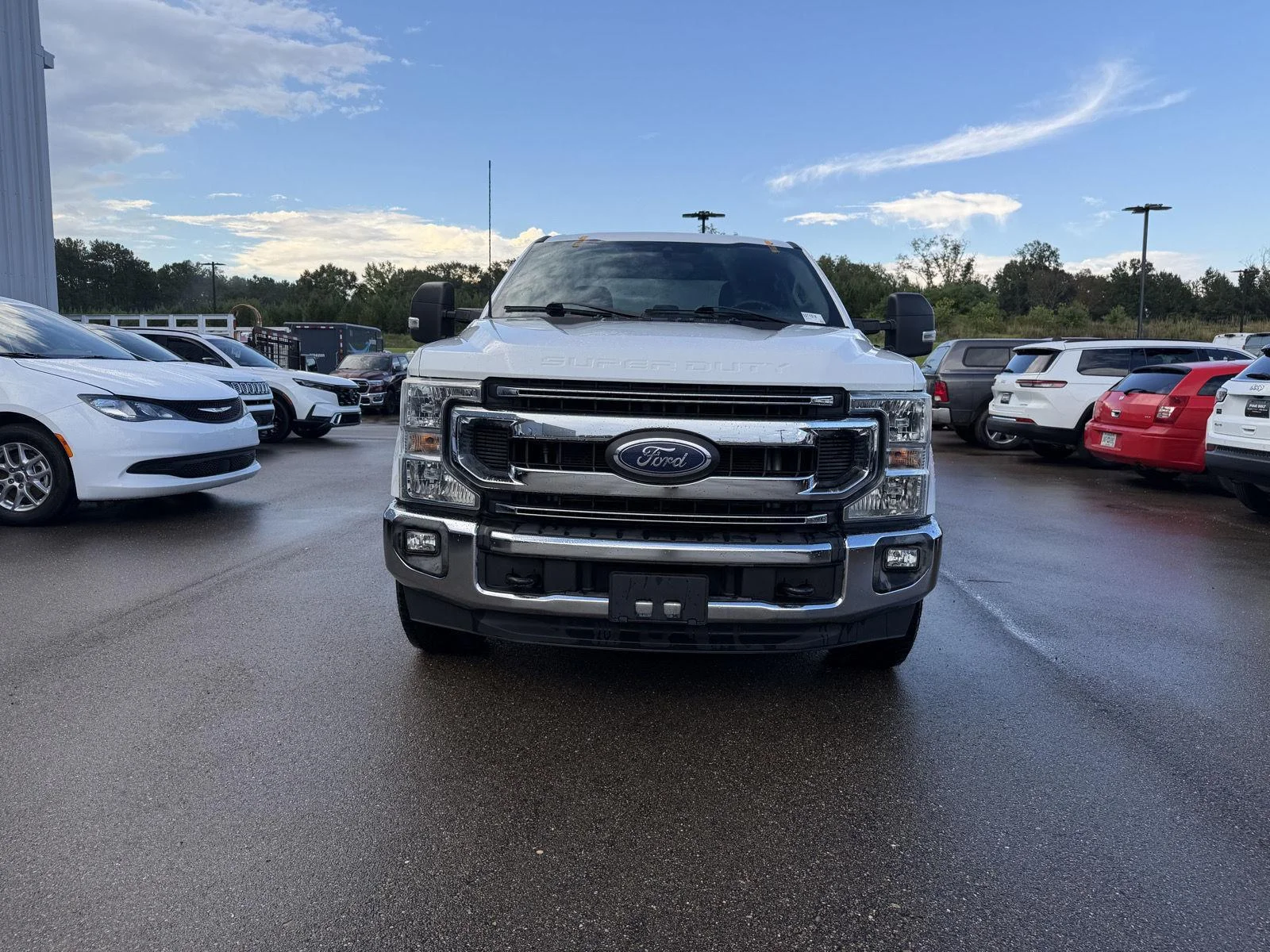 Used 2022 Oxford White Ford XLT image 2