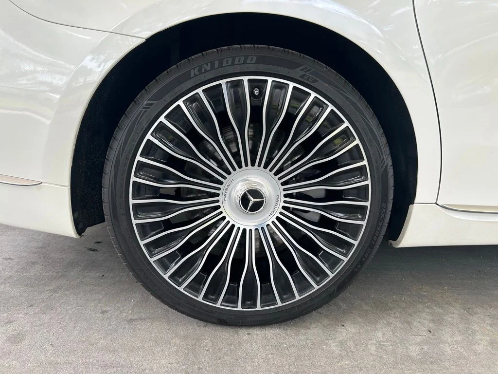 Used 2021 White Mercedes-Benz Maybach S 580 image 19