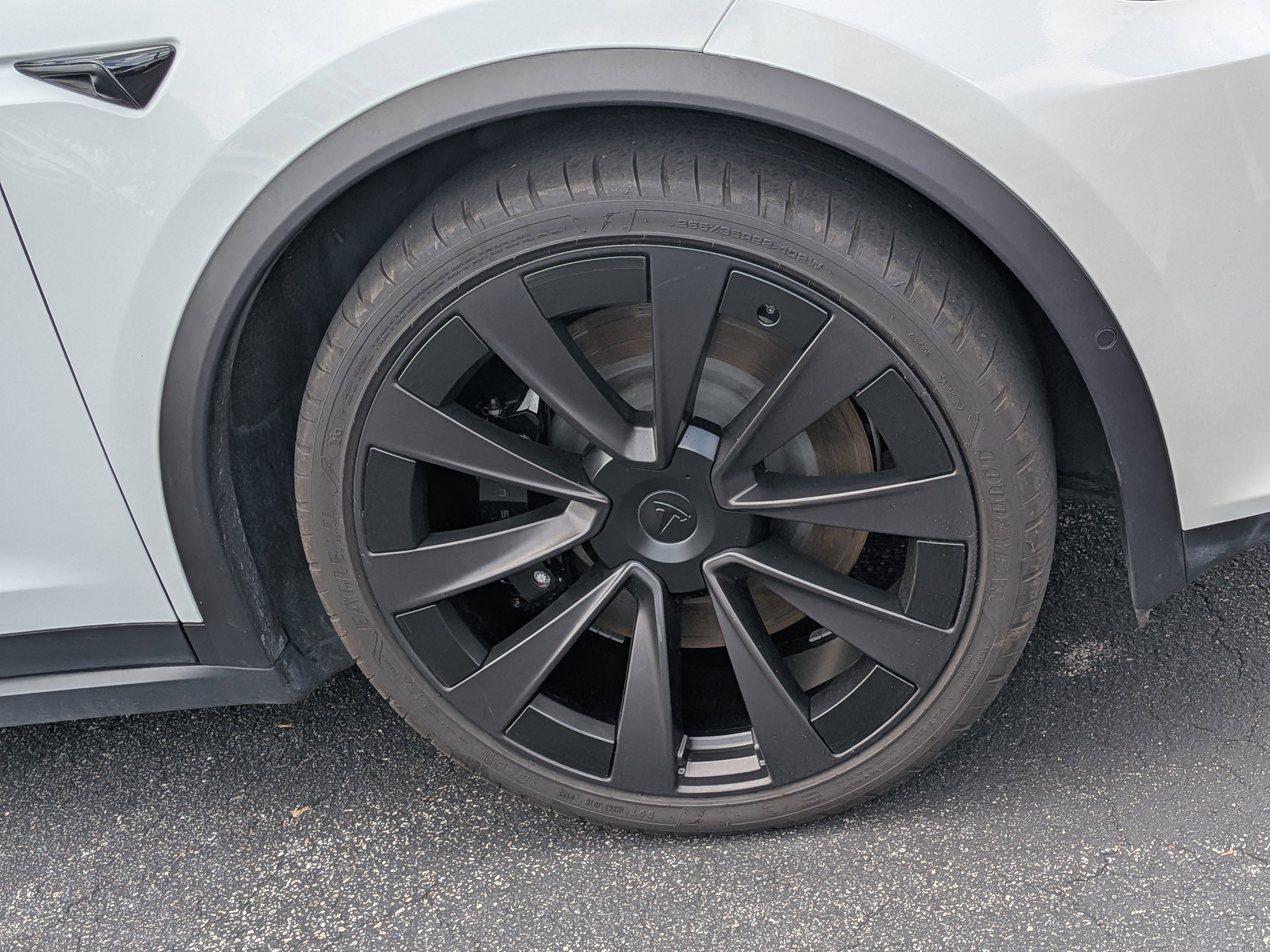 2022 Tesla Model X Plaid - Photo 11
