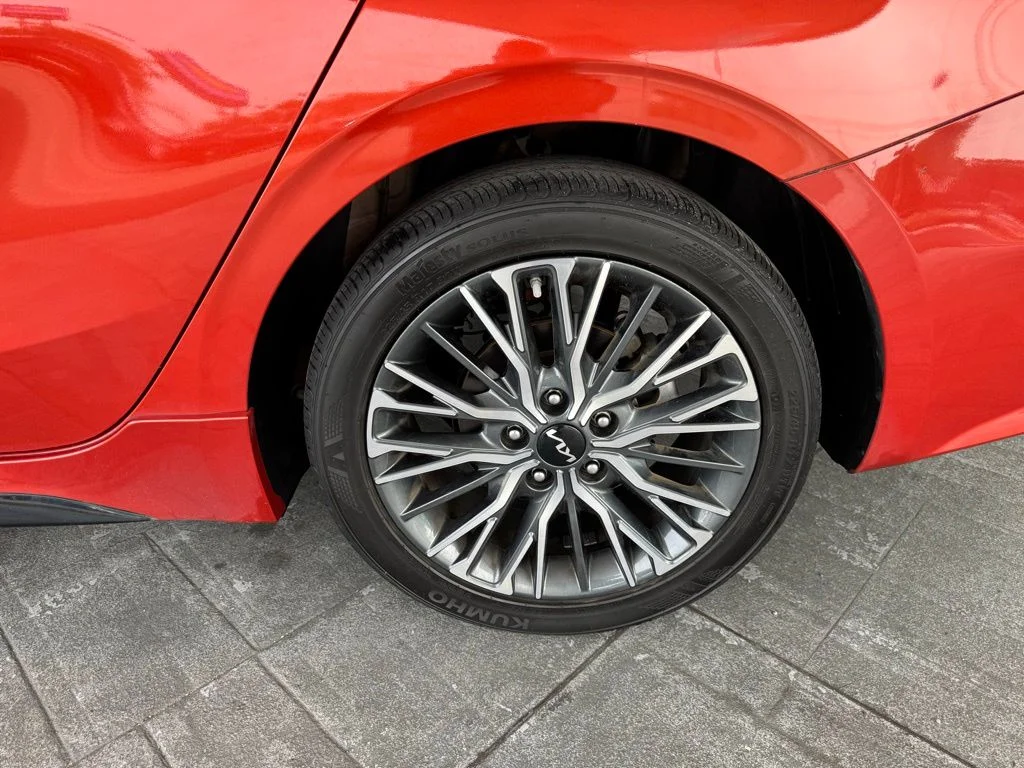 Used 2022 Red Kia GT-Line image 4