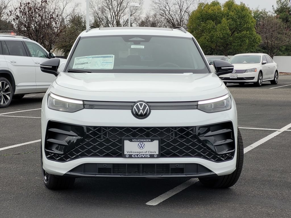New 2026 White/off-white Volkswagen SE R-Line Black image 2