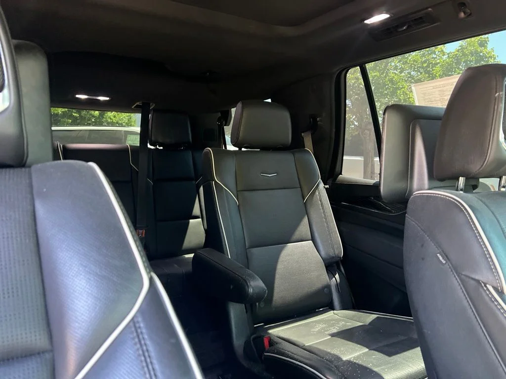 Used 2021 Black Cadillac Sport image 24